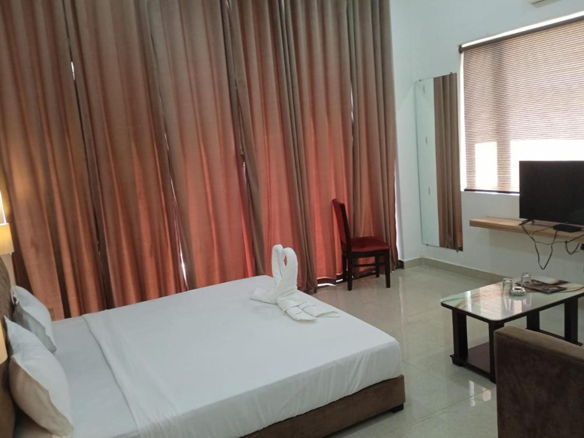 Hotel Lake View By Bookingcare Chhatarpur Exterior foto